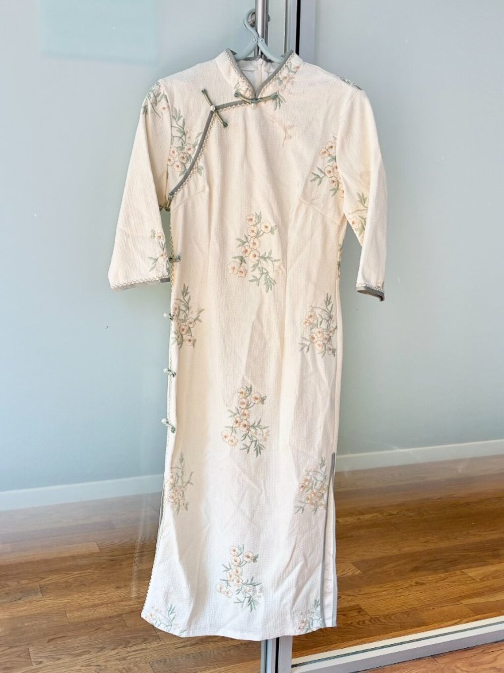 White Embroidered Flora Qipao Long Dress - Chinese Traditional Cheongsam